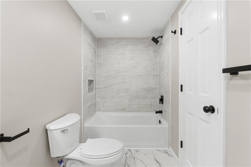 7232 N Monroe Avenue — photo 23