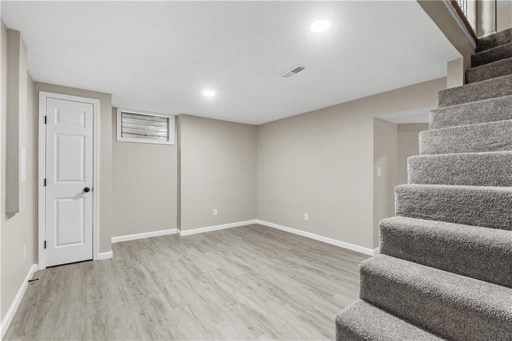 7232 N Monroe Avenue — photo 25
