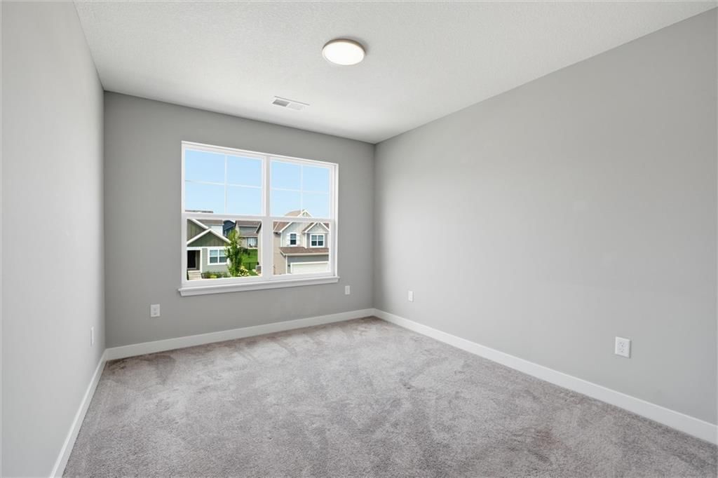 2113 SW Rutherford Drive — photo 23