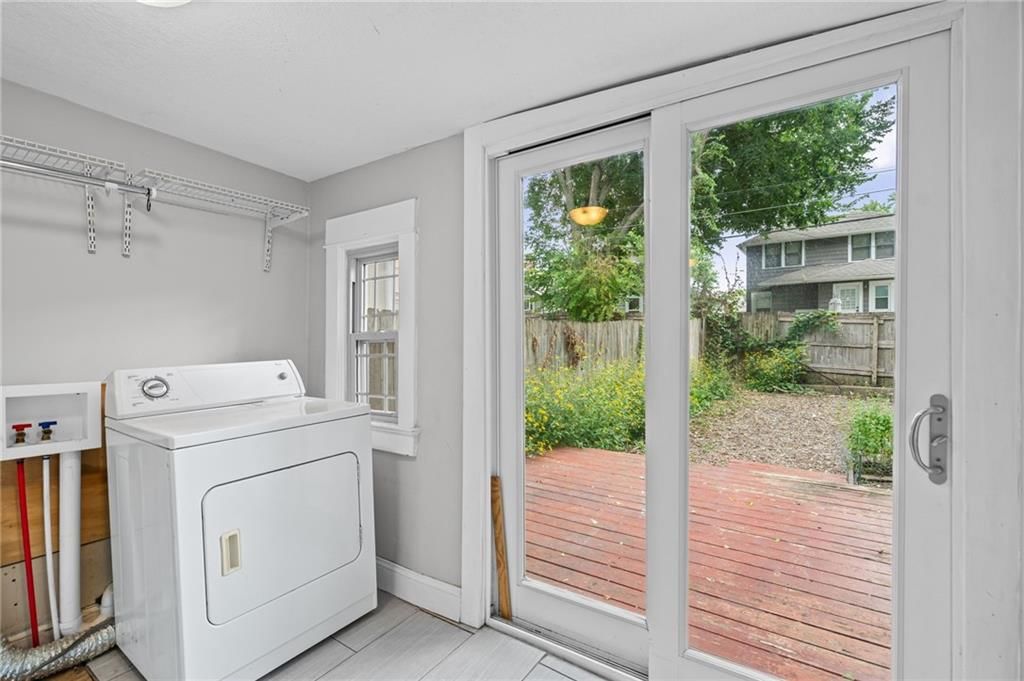 4333 Bell Street — photo 17