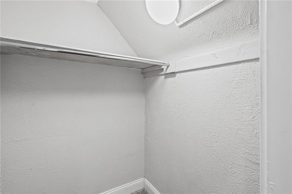 4333 Bell Street — photo 23