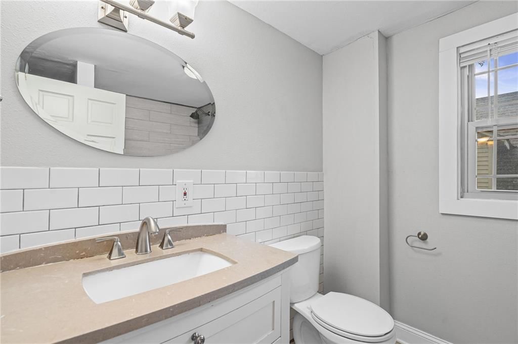4333 Bell Street — photo 24