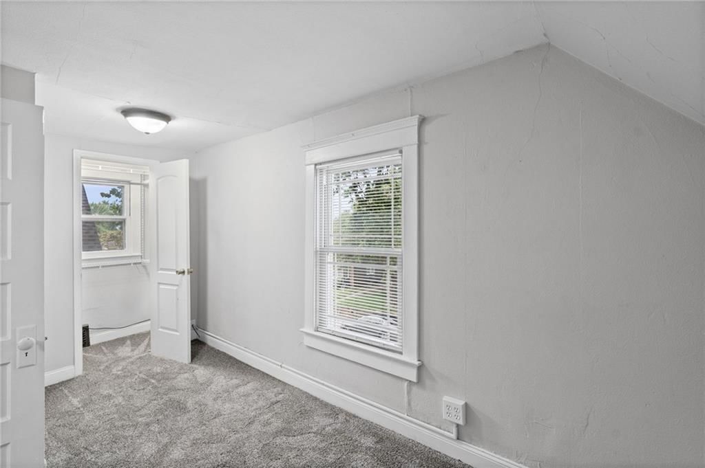 4333 Bell Street — photo 26