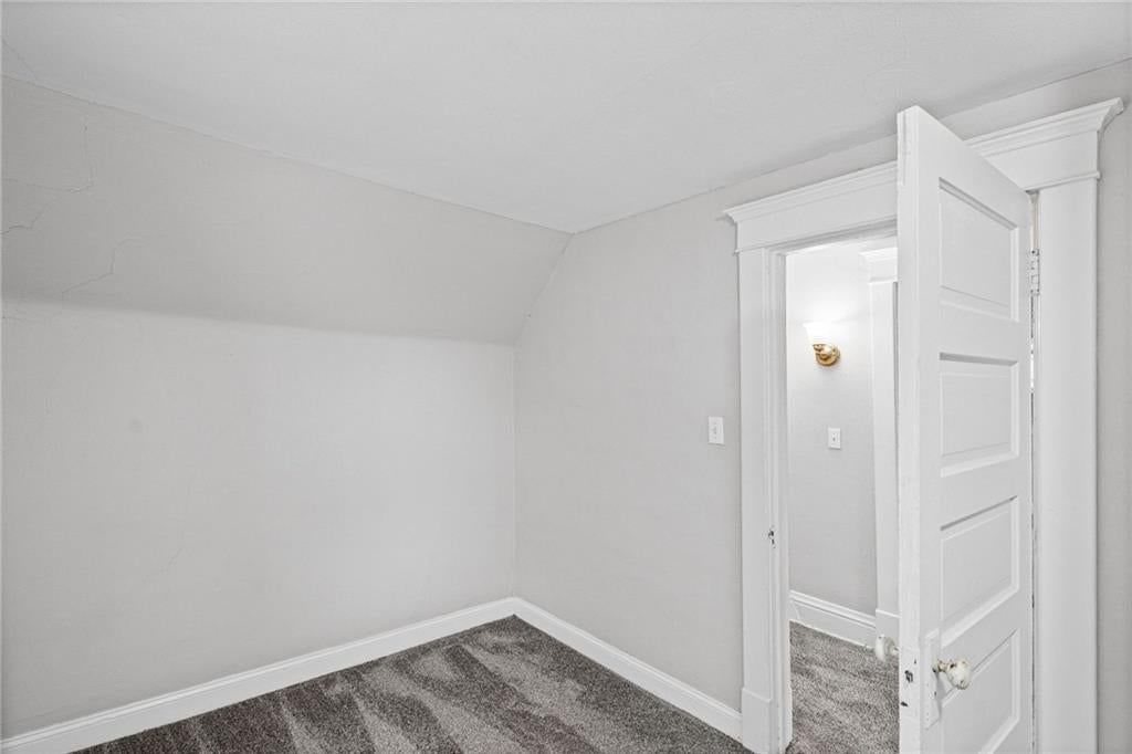 4333 Bell Street — photo 27