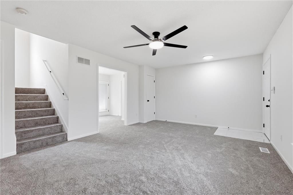 6017 Brooklyn Avenue — photo 9