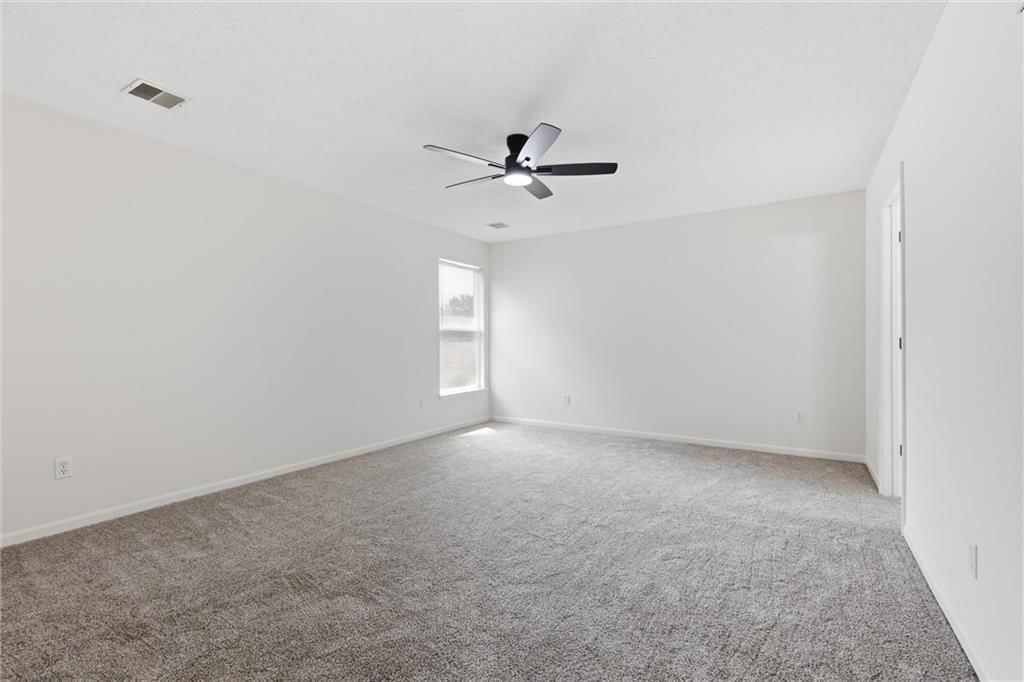 6017 Brooklyn Avenue — photo 17
