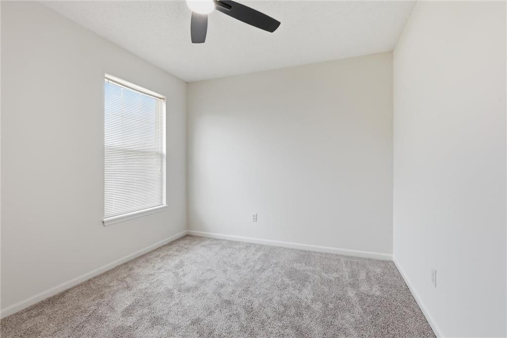 6017 Brooklyn Avenue — photo 24