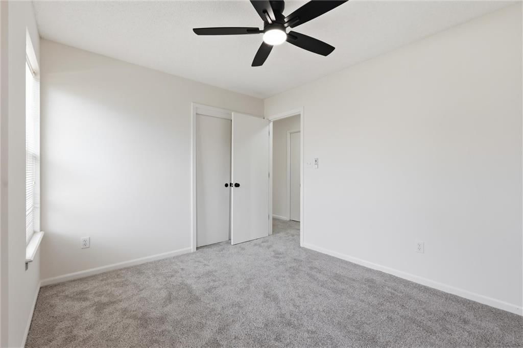 6017 Brooklyn Avenue — photo 27