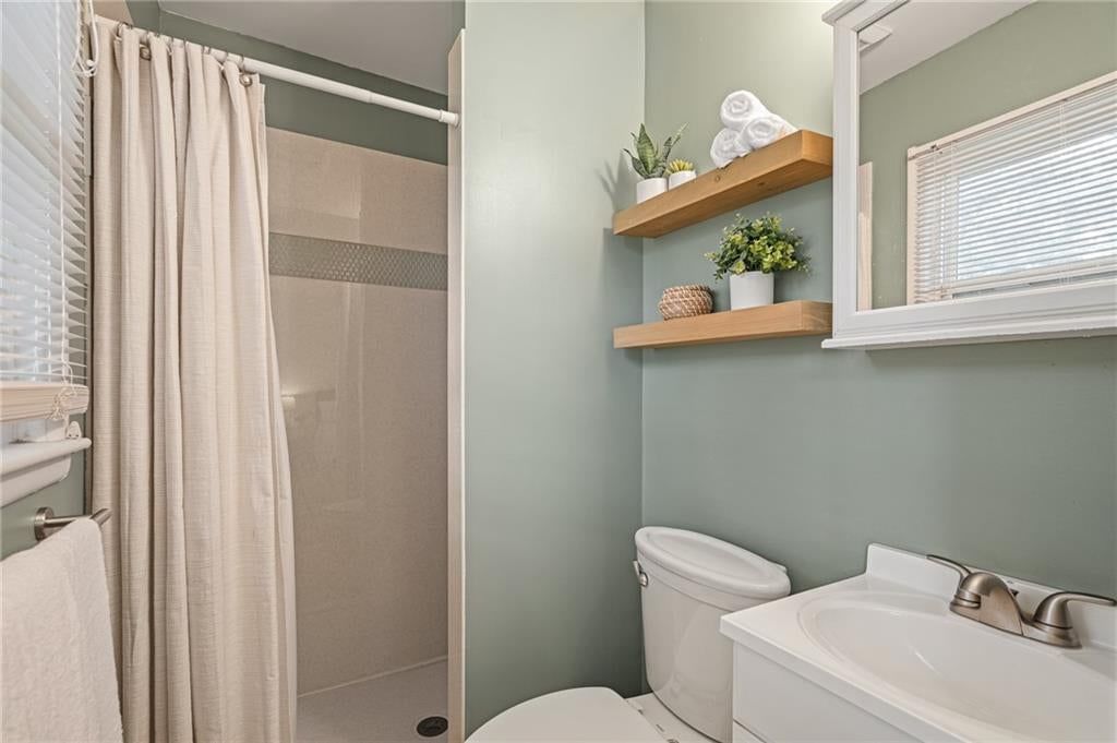 8608 Belleview Avenue — photo 14