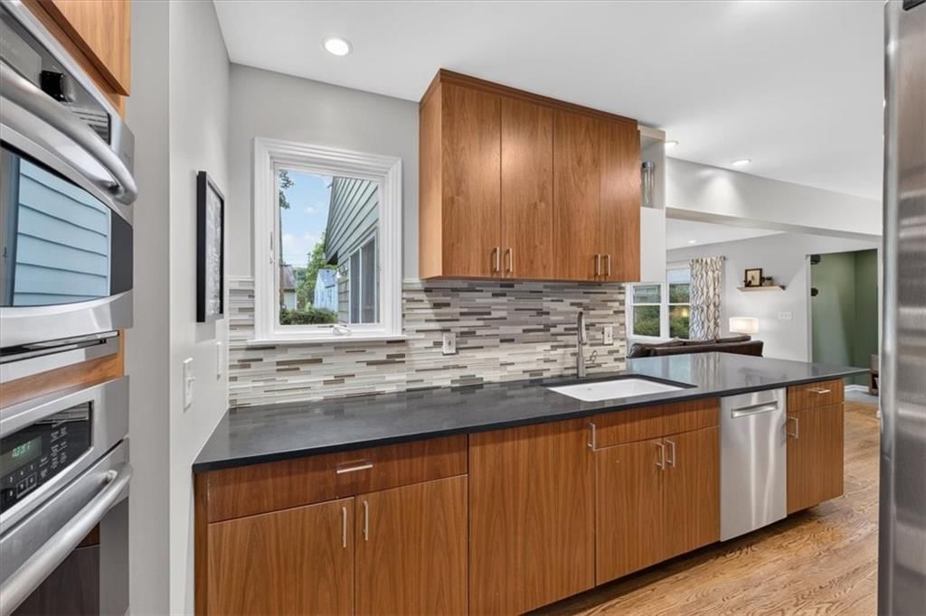 6710 Granada Lane — photo 13