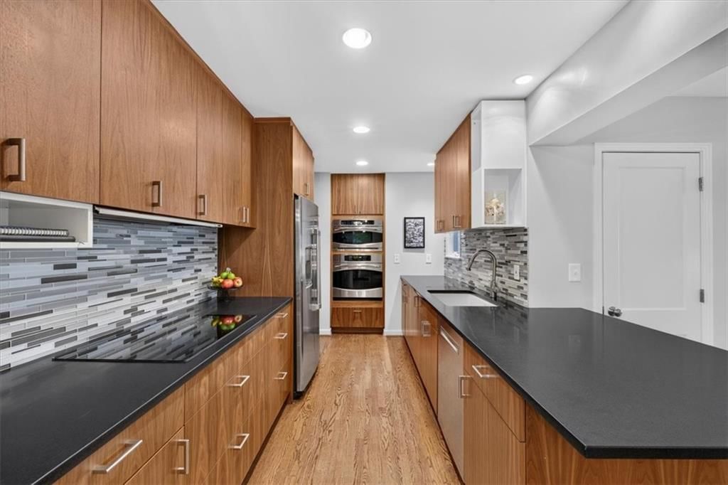 6710 Granada Lane — photo 14