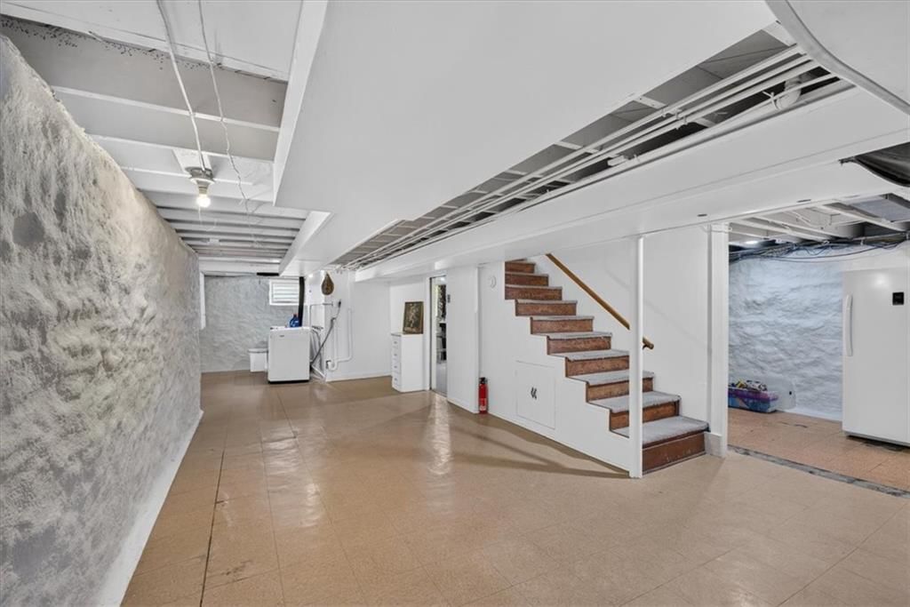 6710 Granada Lane — photo 32