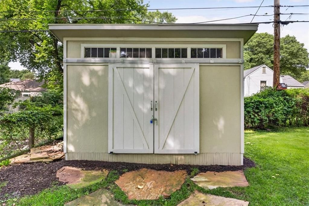 6710 Granada Lane — photo 39