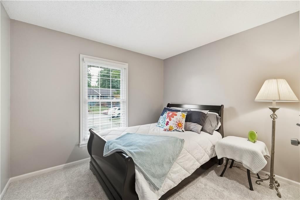 7928 N Euclid Avenue — photo 15