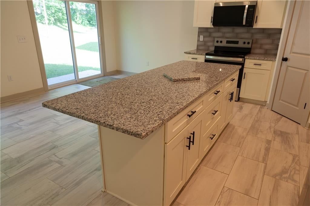 1334 S Pope Avenue — photo 17