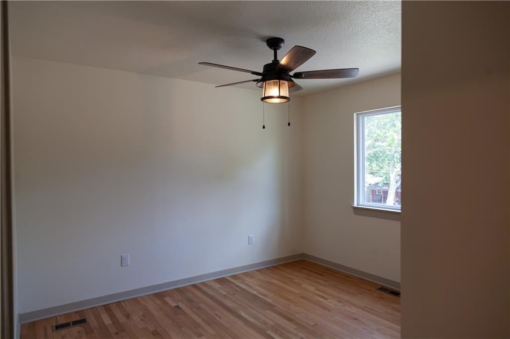1334 S Pope Avenue — photo 28