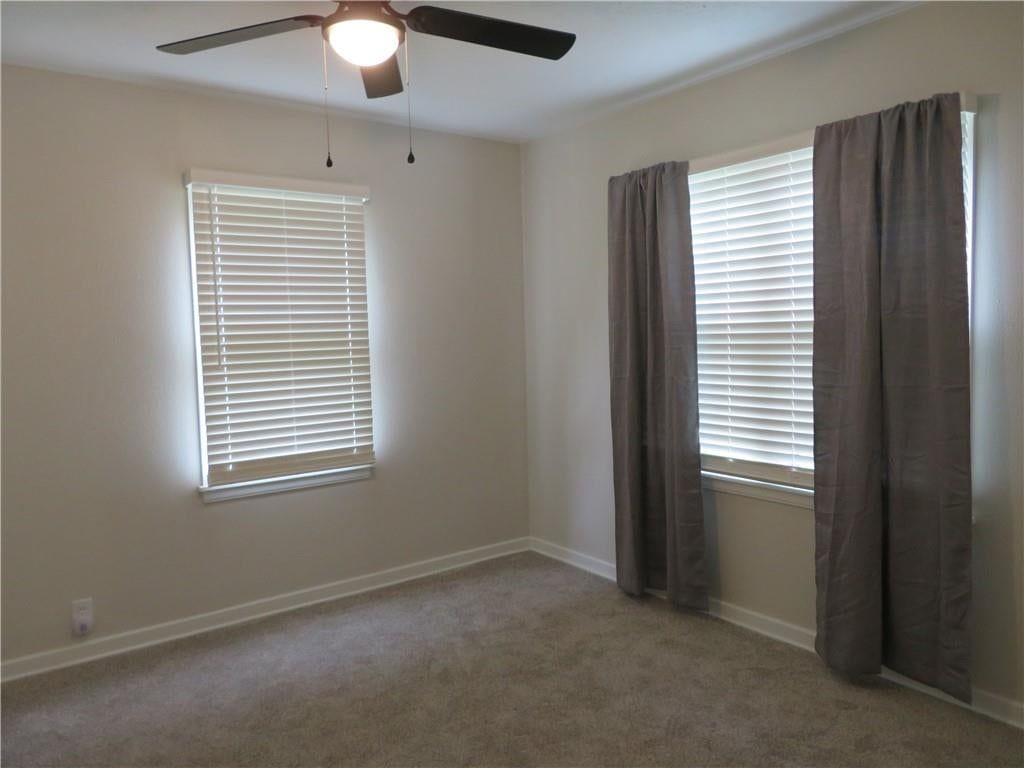 301 Oak Street — photo 11