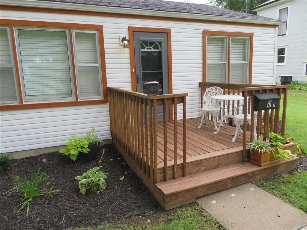 301 Oak Street — photo 27