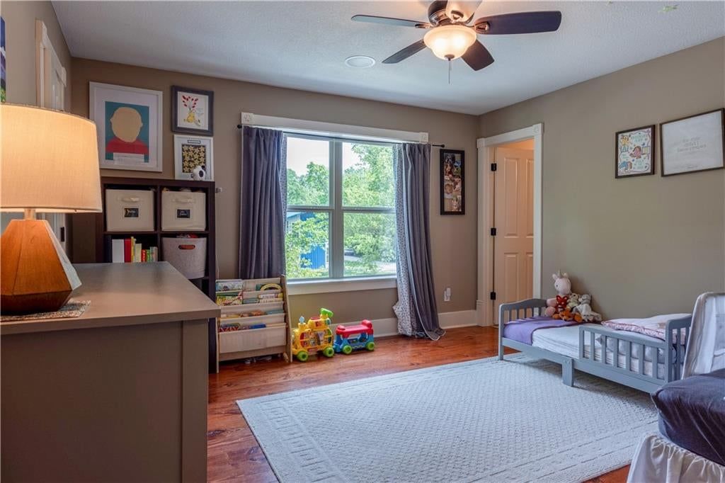 2035 Barker Avenue — photo 20