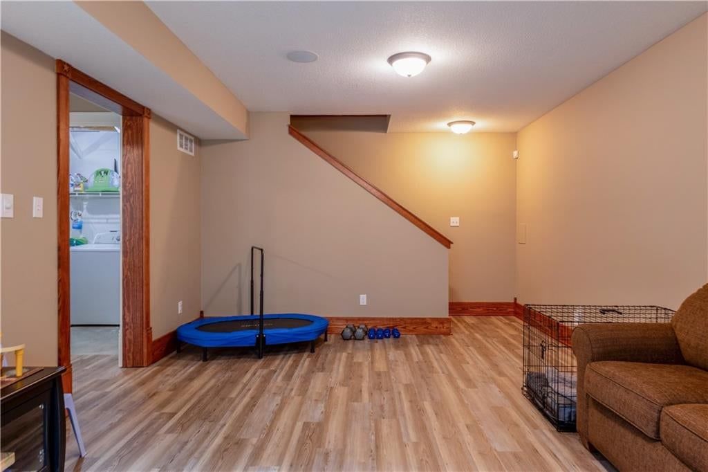 2035 Barker Avenue — photo 25