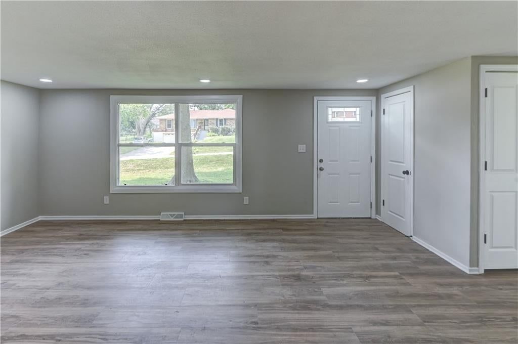 8717 Old Stagecoach Road — photo 13