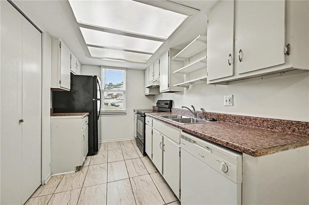 8701 NW 82nd Street — photo 9