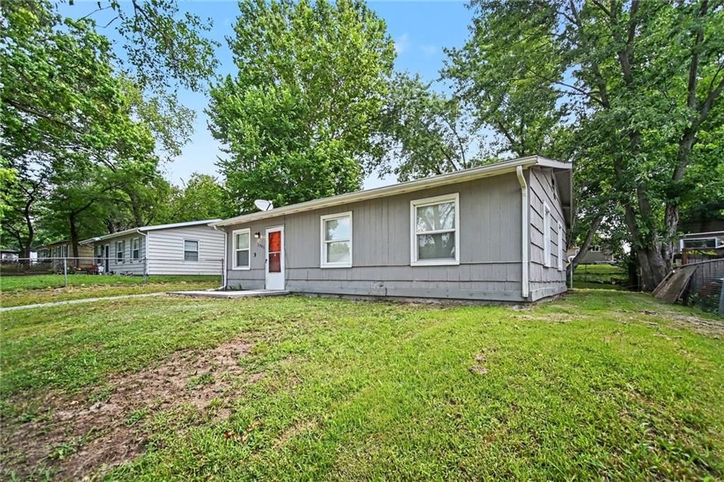 2701 S 48TH Terrace — photo 4