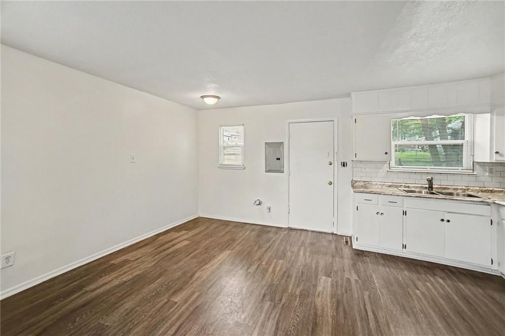 2701 S 48TH Terrace — photo 6