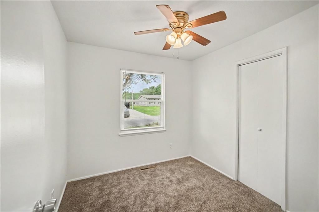2701 S 48TH Terrace — photo 10