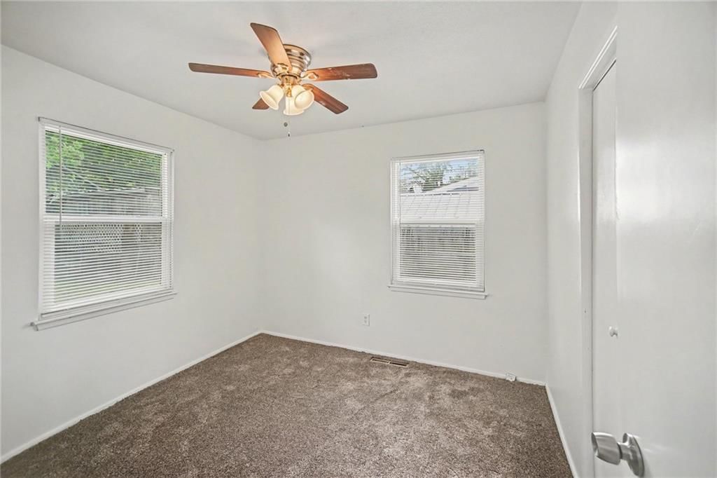 2701 S 48TH Terrace — photo 13