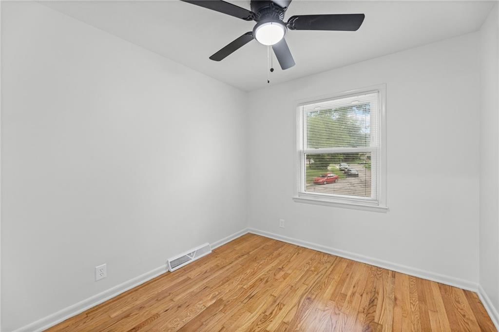 618 Saratoga Place — photo 18