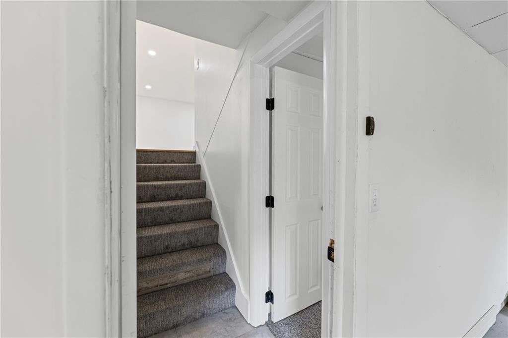 618 Saratoga Place — photo 23