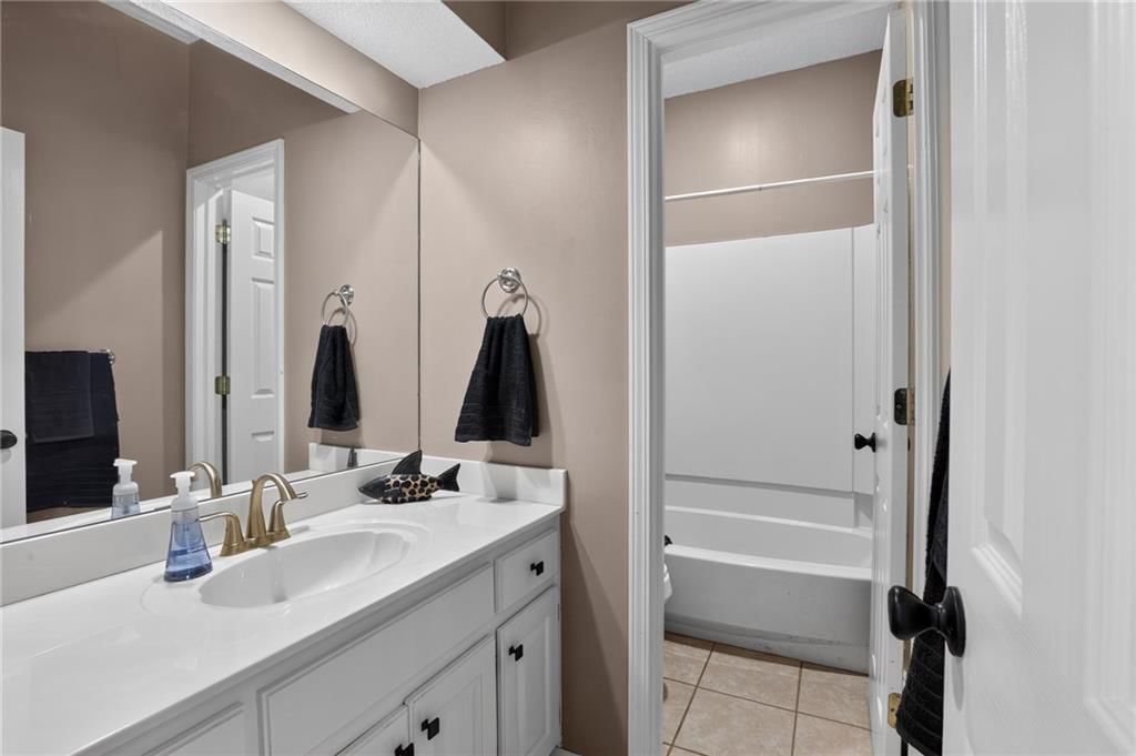 14602 S Hagan Street — photo 30