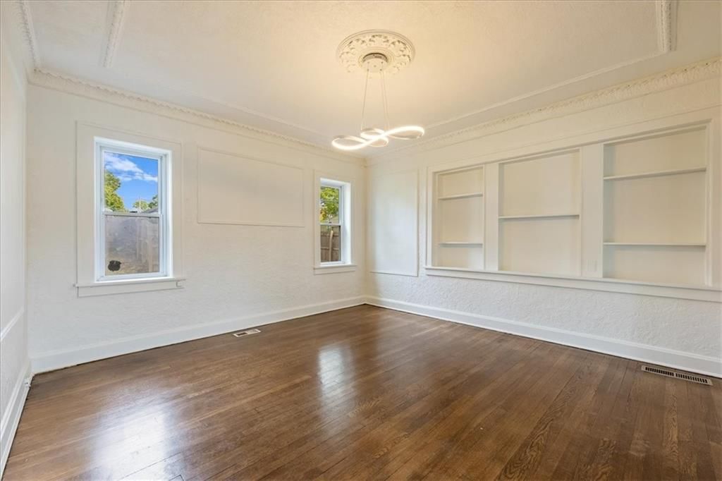 7343 Forest Avenue — photo 11