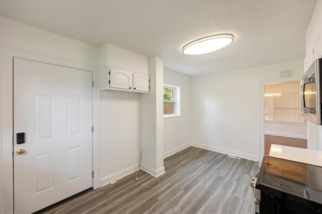 7343 Forest Avenue — photo 15