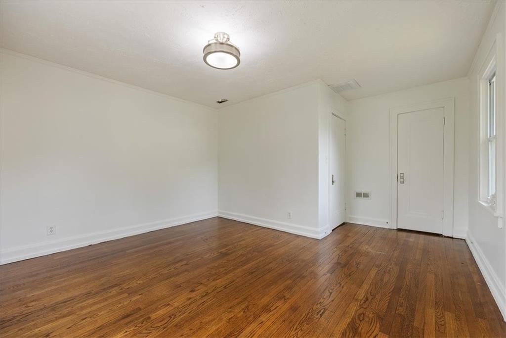 7343 Forest Avenue — photo 21