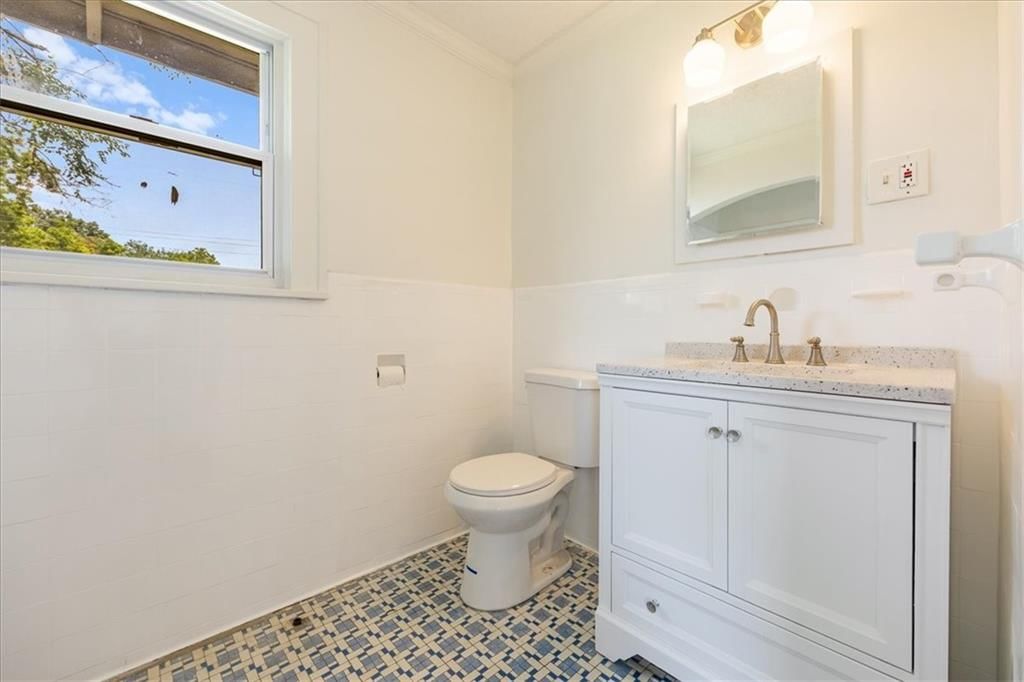 7343 Forest Avenue — photo 23