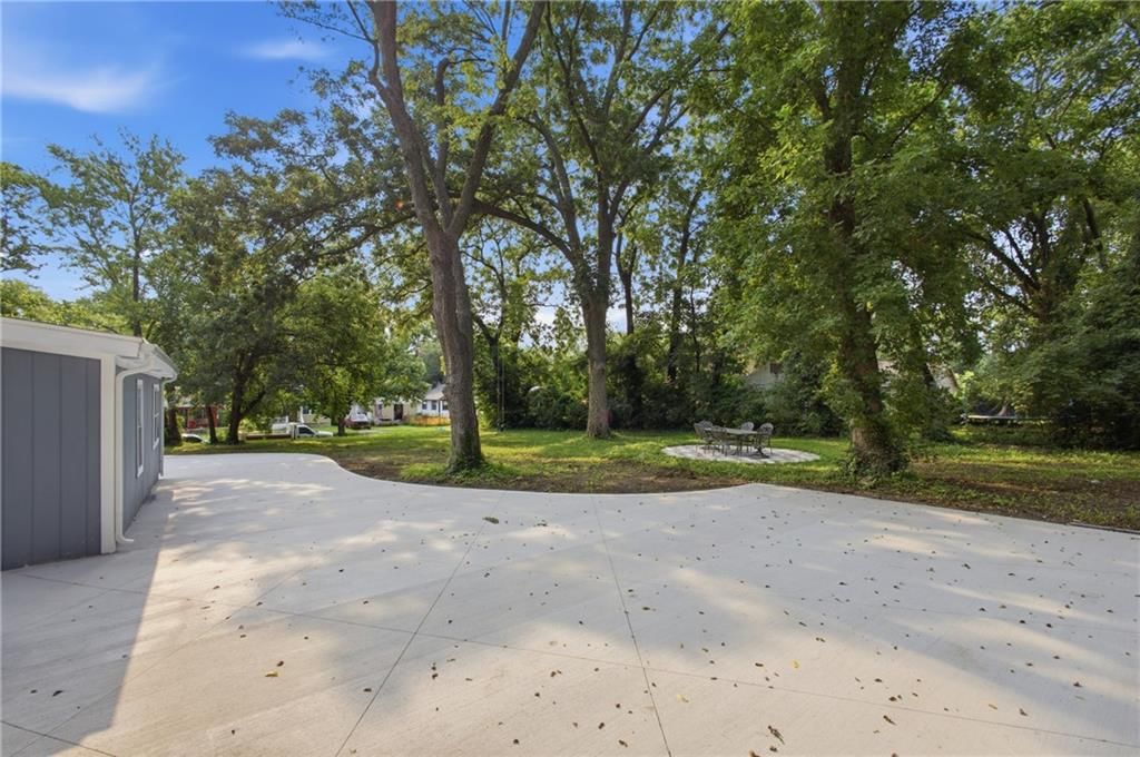 6818 Agnes Avenue — photo 8