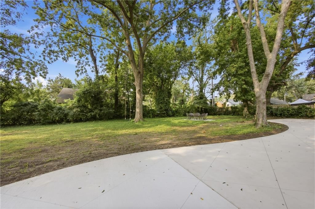 6818 Agnes Avenue — photo 9