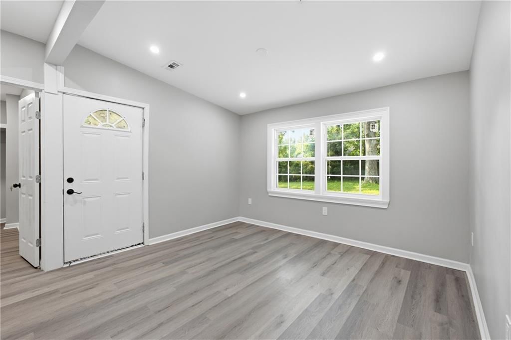 6818 Agnes Avenue — photo 12