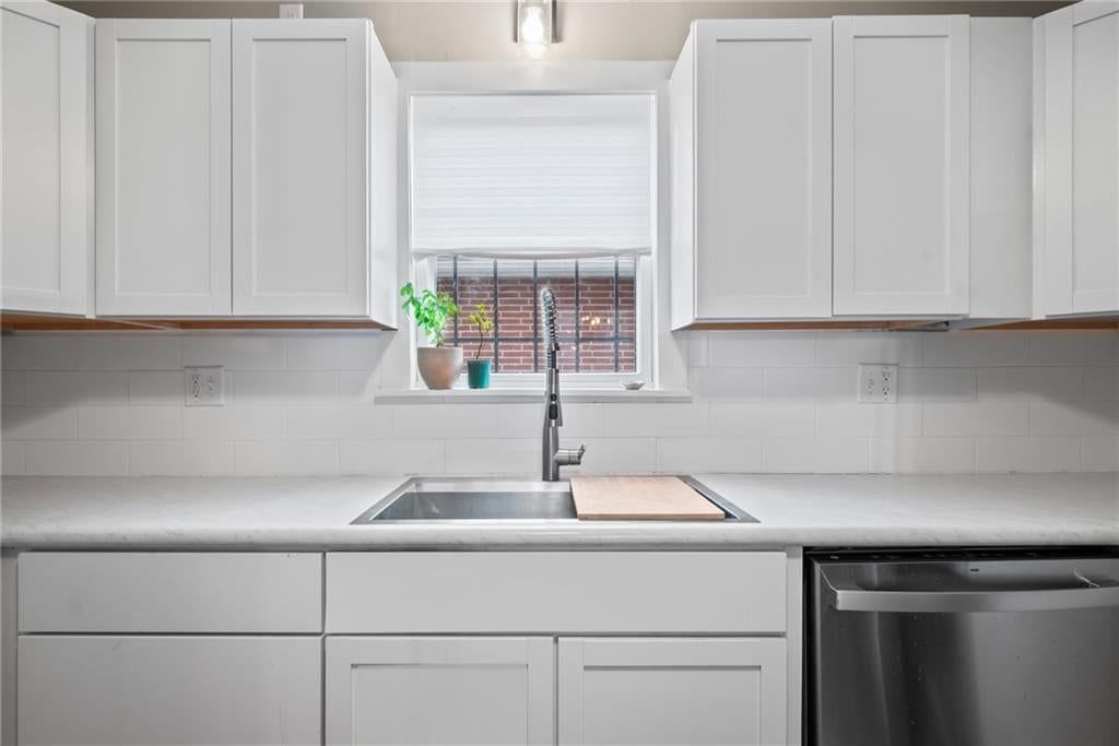 3905 Saint John Avenue — photo 11