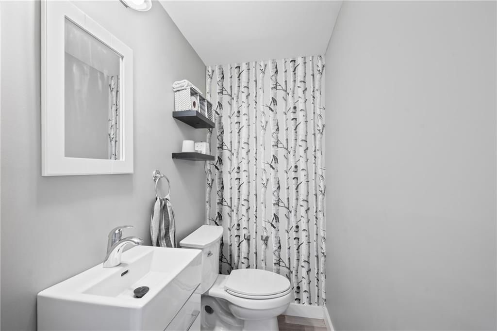 3905 Saint John Avenue — photo 13