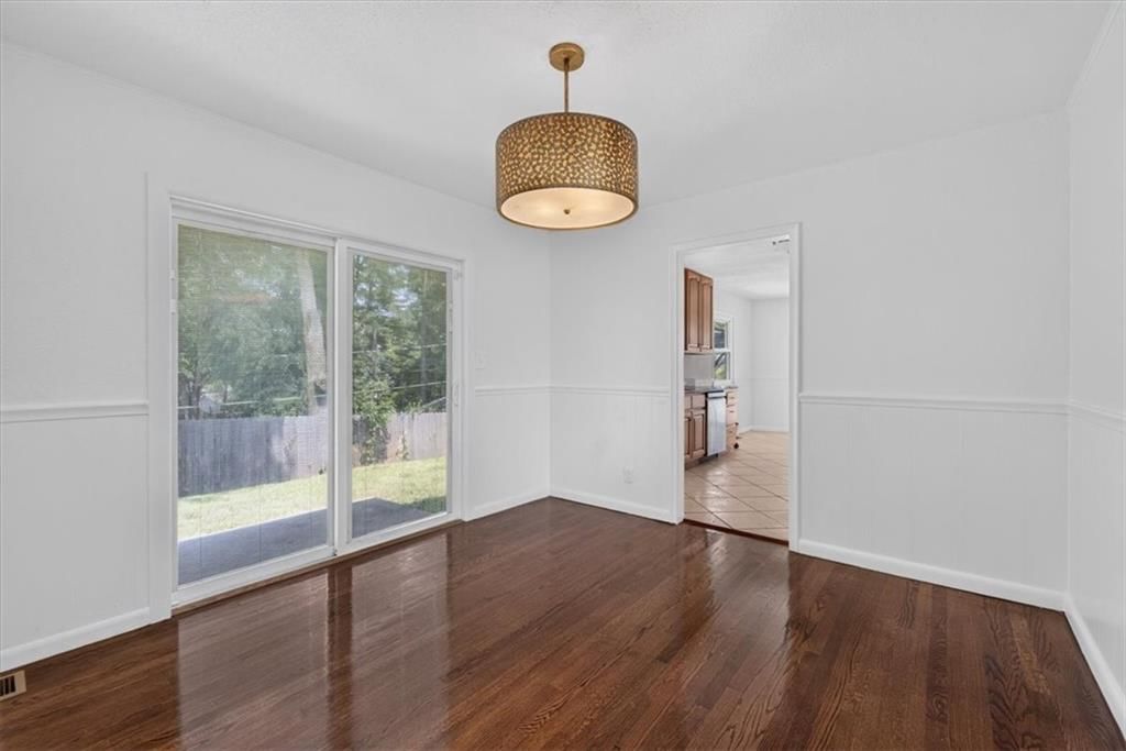 7726 EVERETT Avenue — photo 14