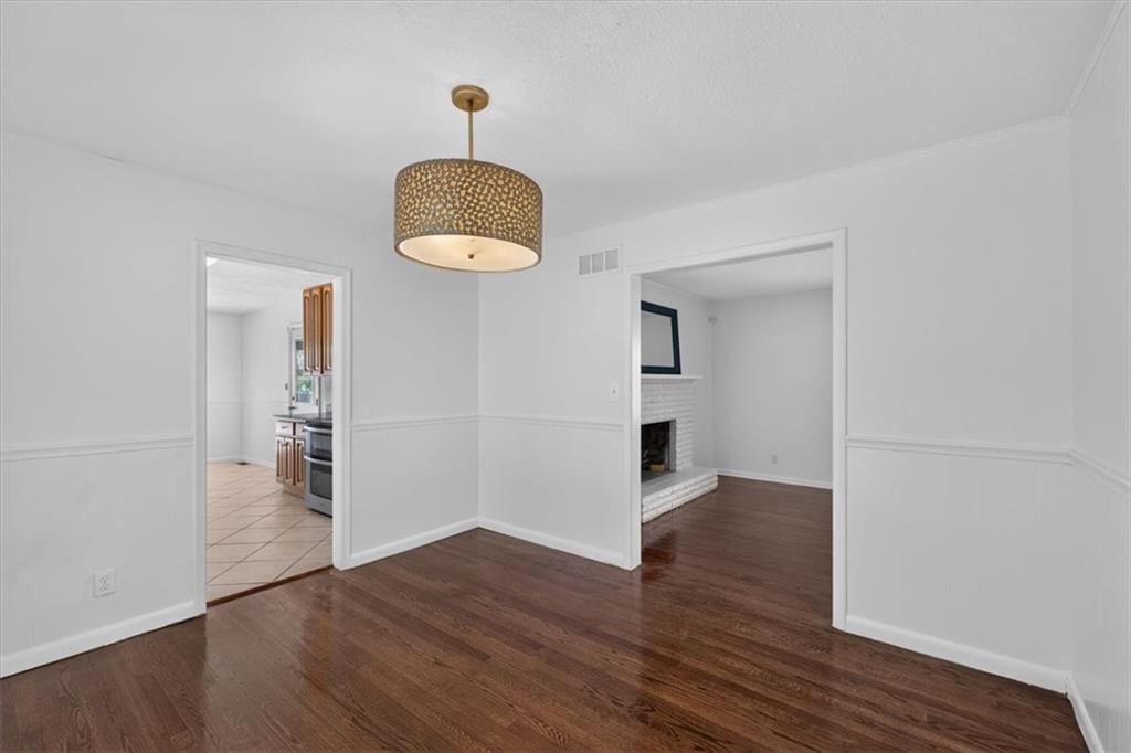 7726 EVERETT Avenue — photo 15