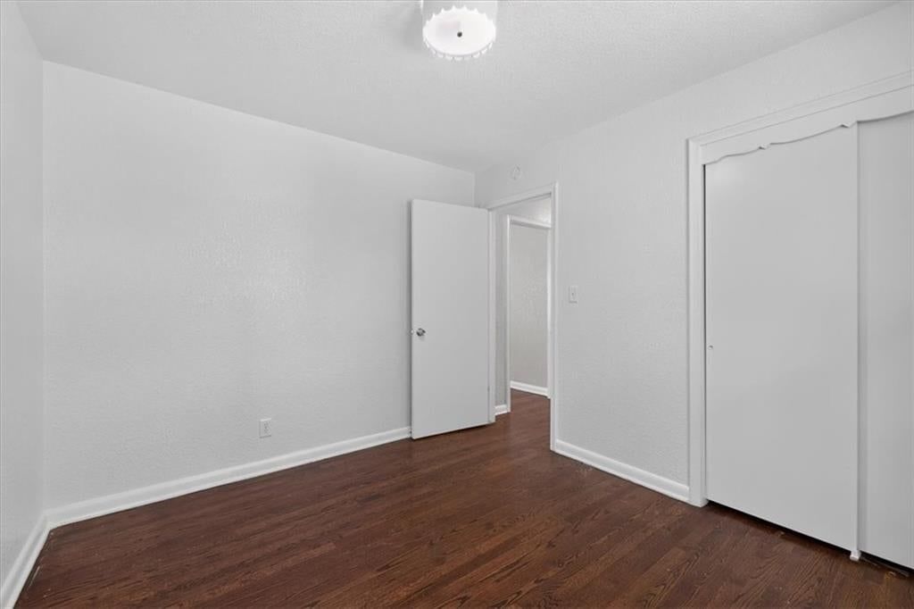 7726 EVERETT Avenue — photo 26