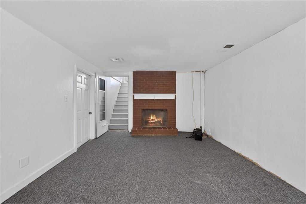 7726 EVERETT Avenue — photo 47