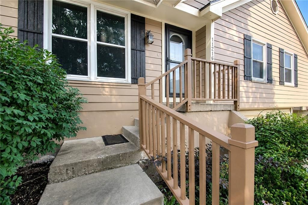 11216 N Donnelly Avenue — photo 2