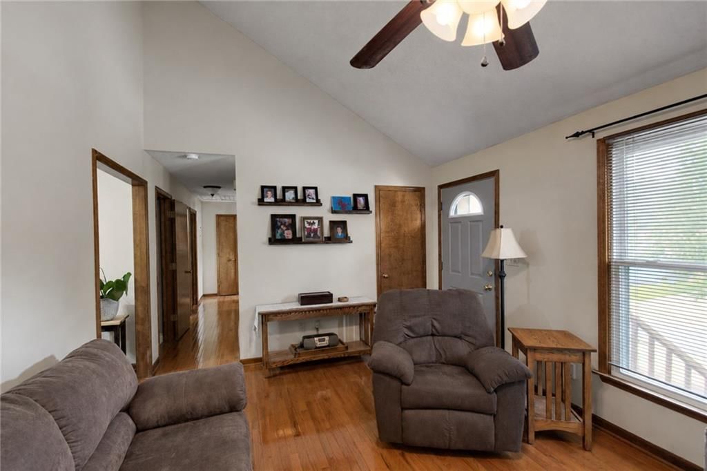11216 N Donnelly Avenue — photo 5