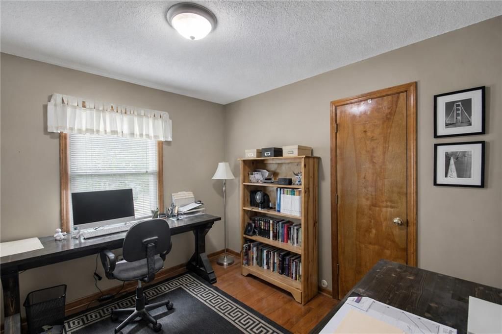 11216 N Donnelly Avenue — photo 9