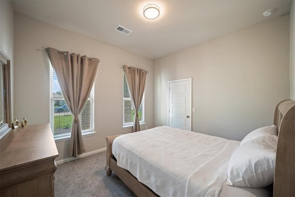 22668 W 88th Terrace — photo 11